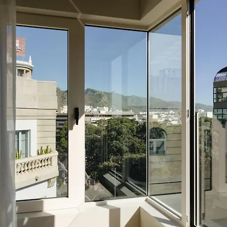 Hotell Taro Cruz 4*